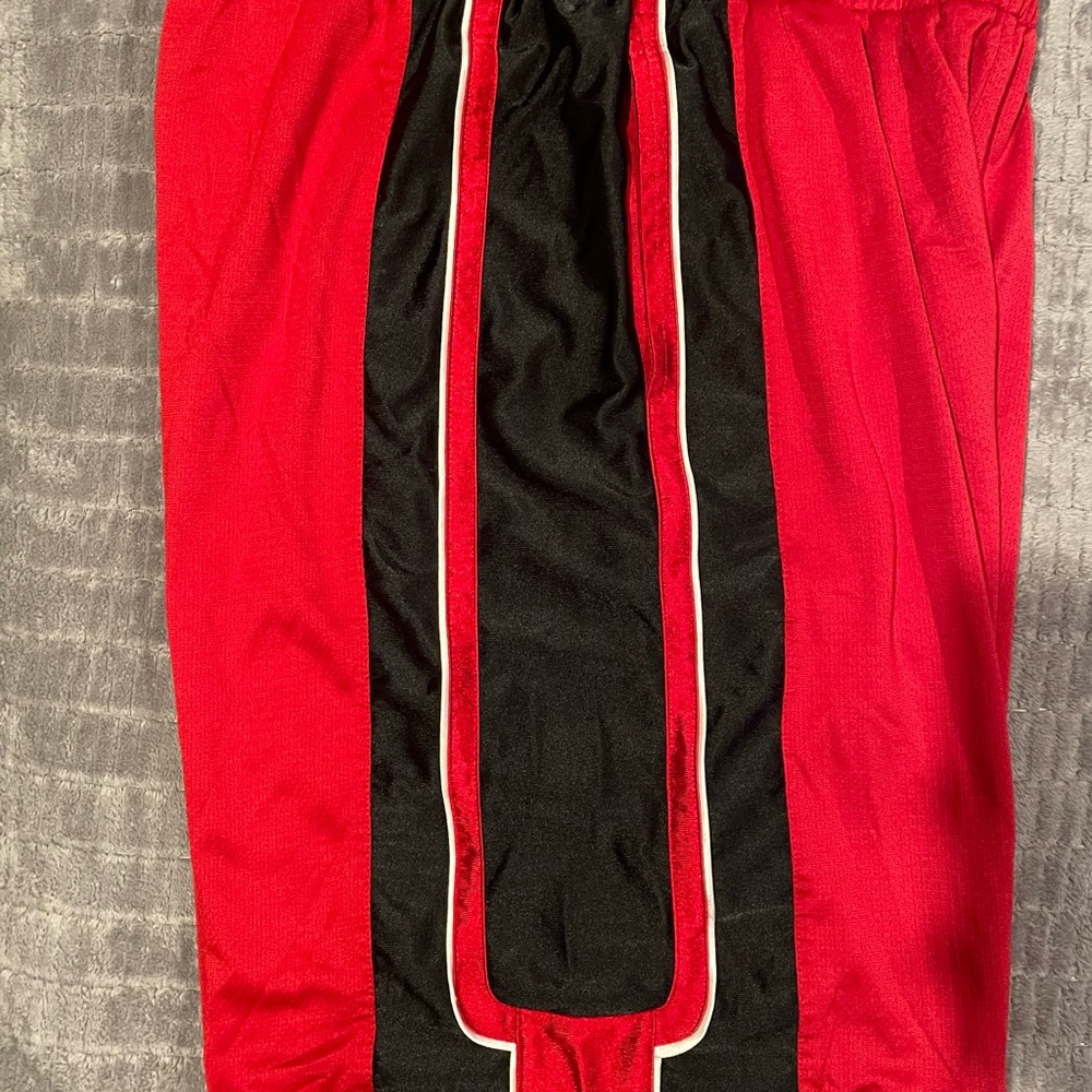 Vintage Nike Basketball Red/Black Shorts Men’s Large - Picture 4 of 6